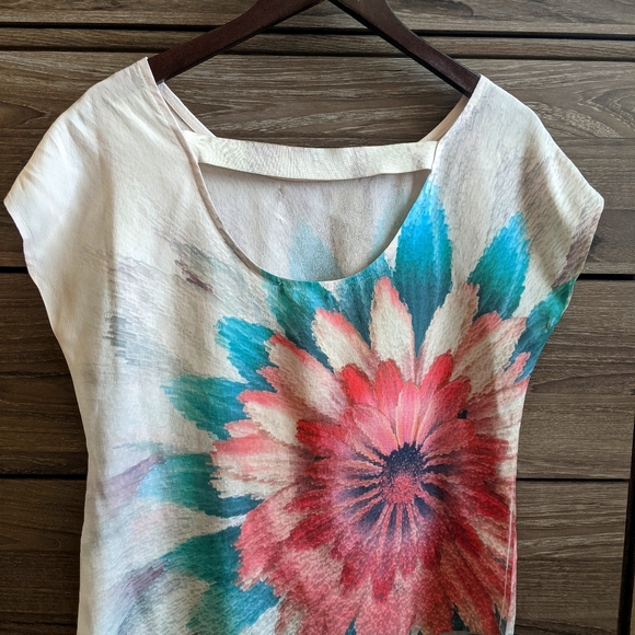 Top - Picture 3 of 3